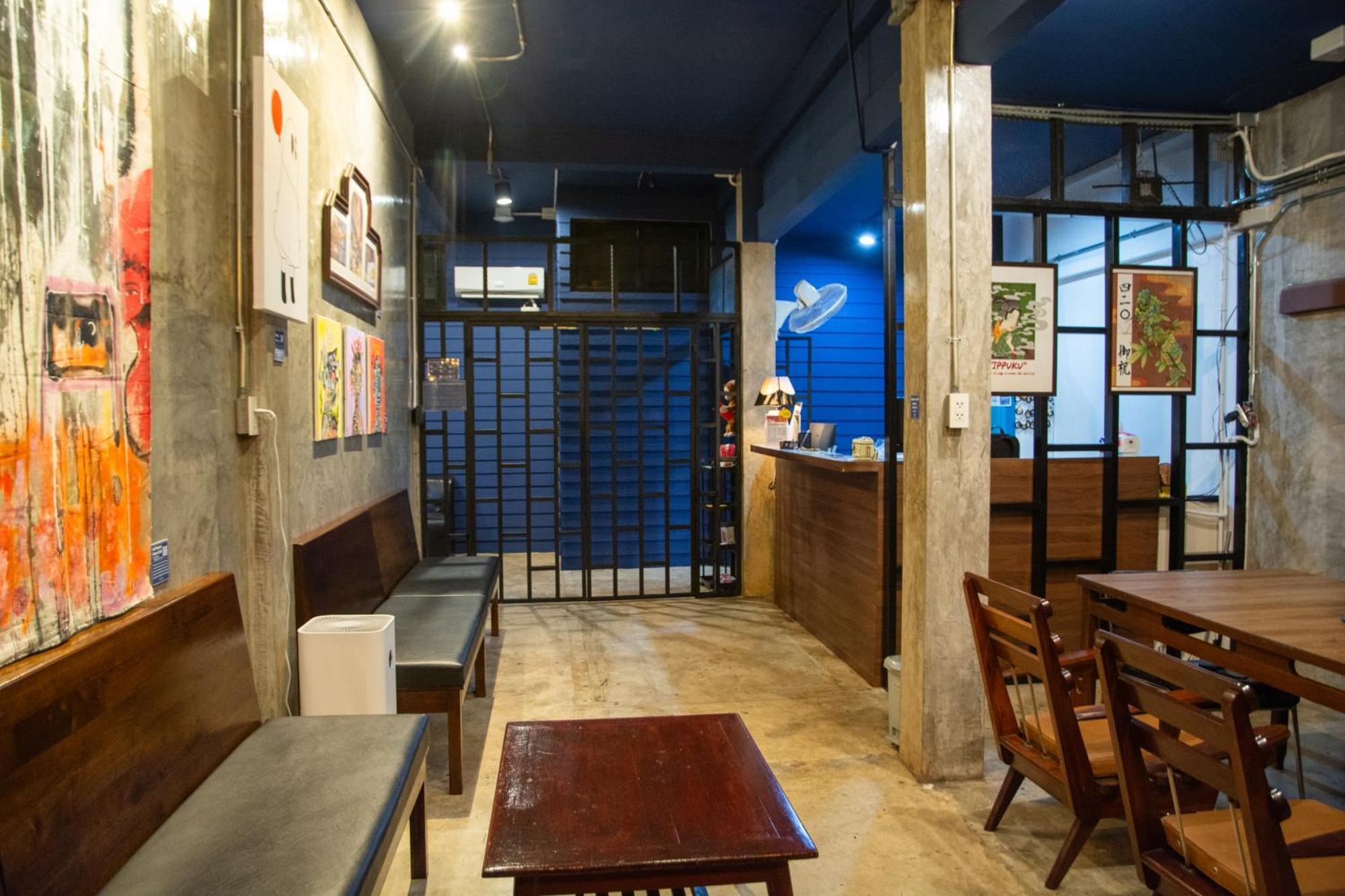 Area81 Hideout Hostel Bangkok Kültér fotó
