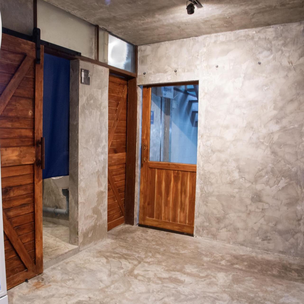 Area81 Hideout Hostel Bangkok Kültér fotó
